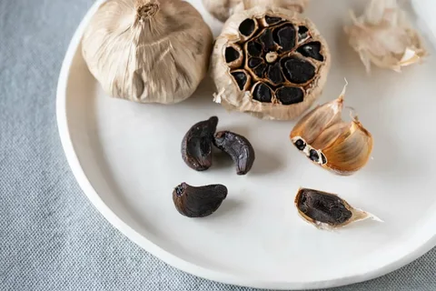 سیر سیاه ستاره دخت در بسته‌ بندی استاندارد